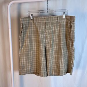 PGA Tour Golf Shorts Mens 38 Tan Plaid 9.5" Inseam Pockets Flat Front